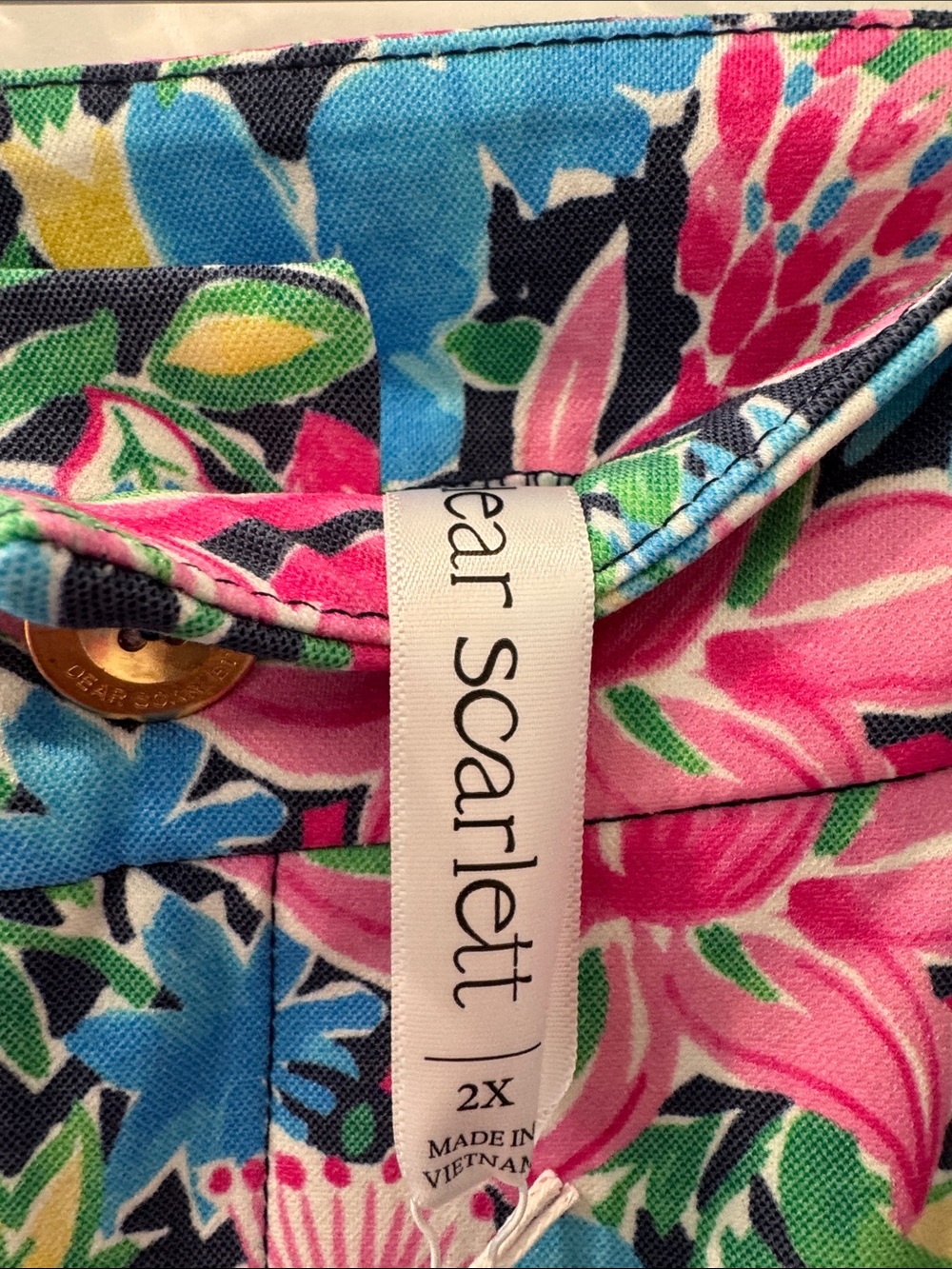 Vibrant Floral Straight-Leg Pants in Pink, Blue & Green - Picture 2 of 7